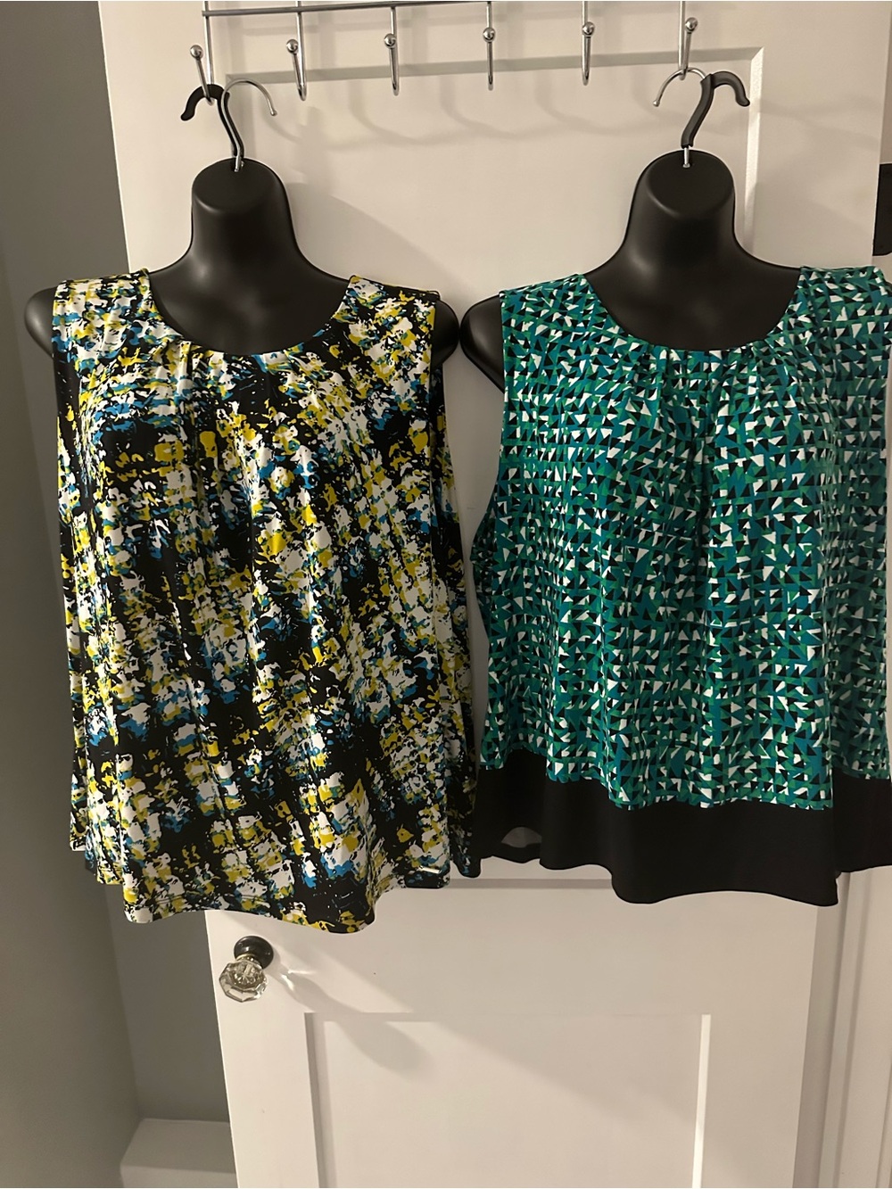 Calvin Klein 3X Bundle Abstract Print Sleeveless Tank Top - Teal, Black & Yellow